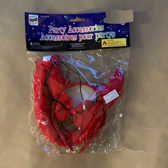 NWT Devil Costume Accessories